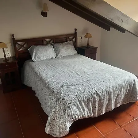 El Rosal 15a08 Casa de Férias